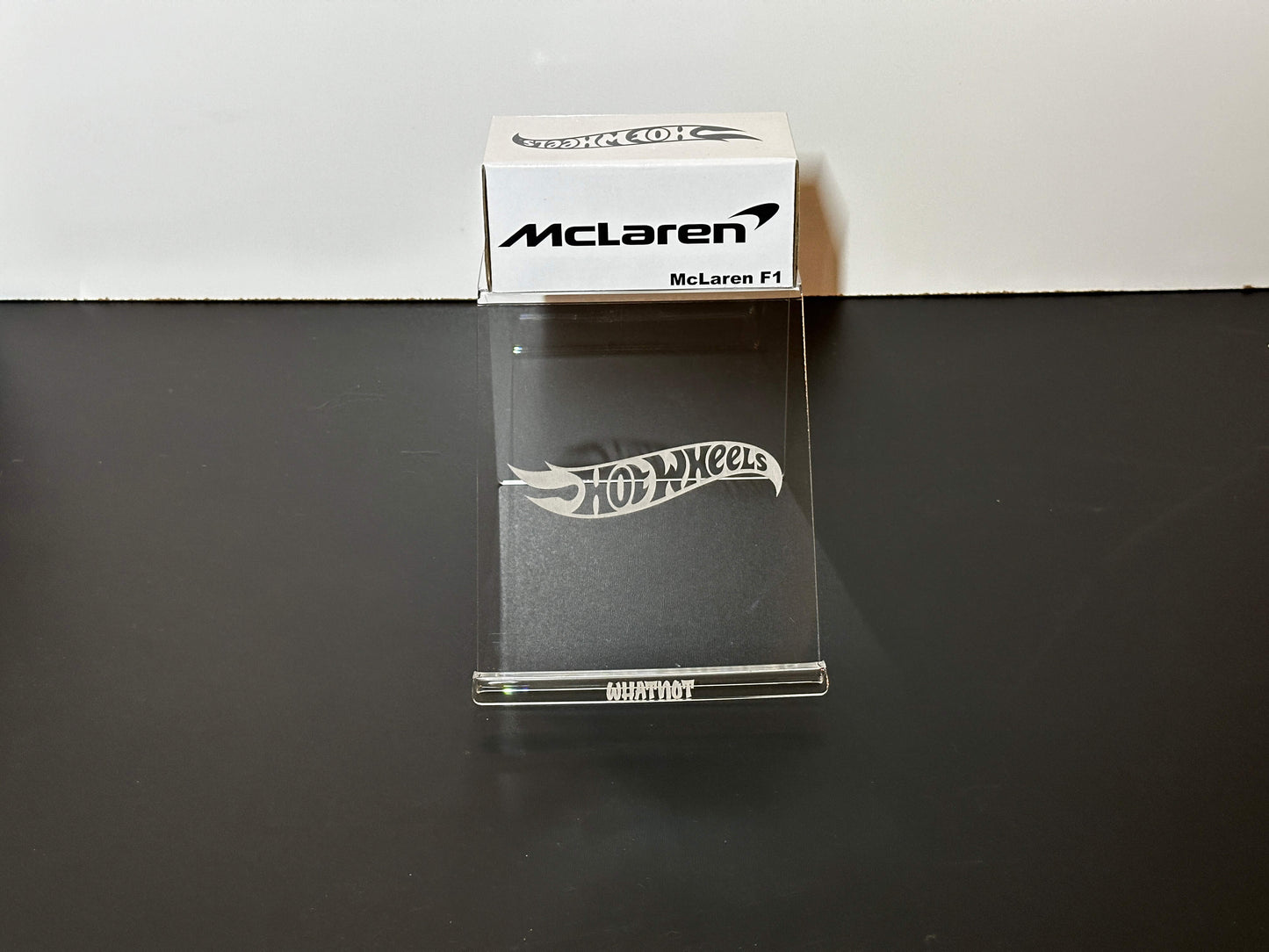 다이캐스트 경매를 위한 Whatnot Sellers 전시 소품