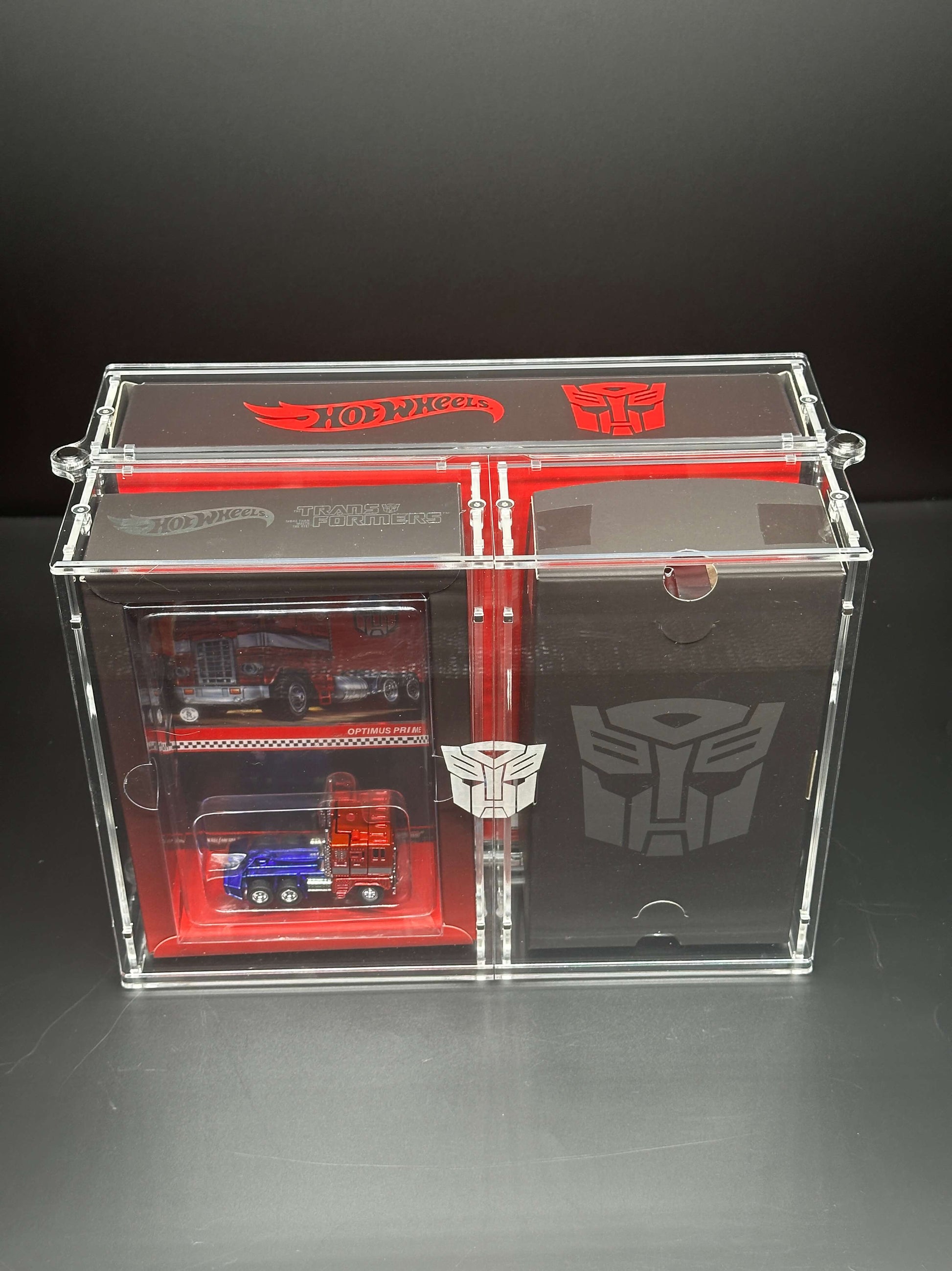Hot Wheels Transformers RLC Optimus Prime Folding Acrylic Display