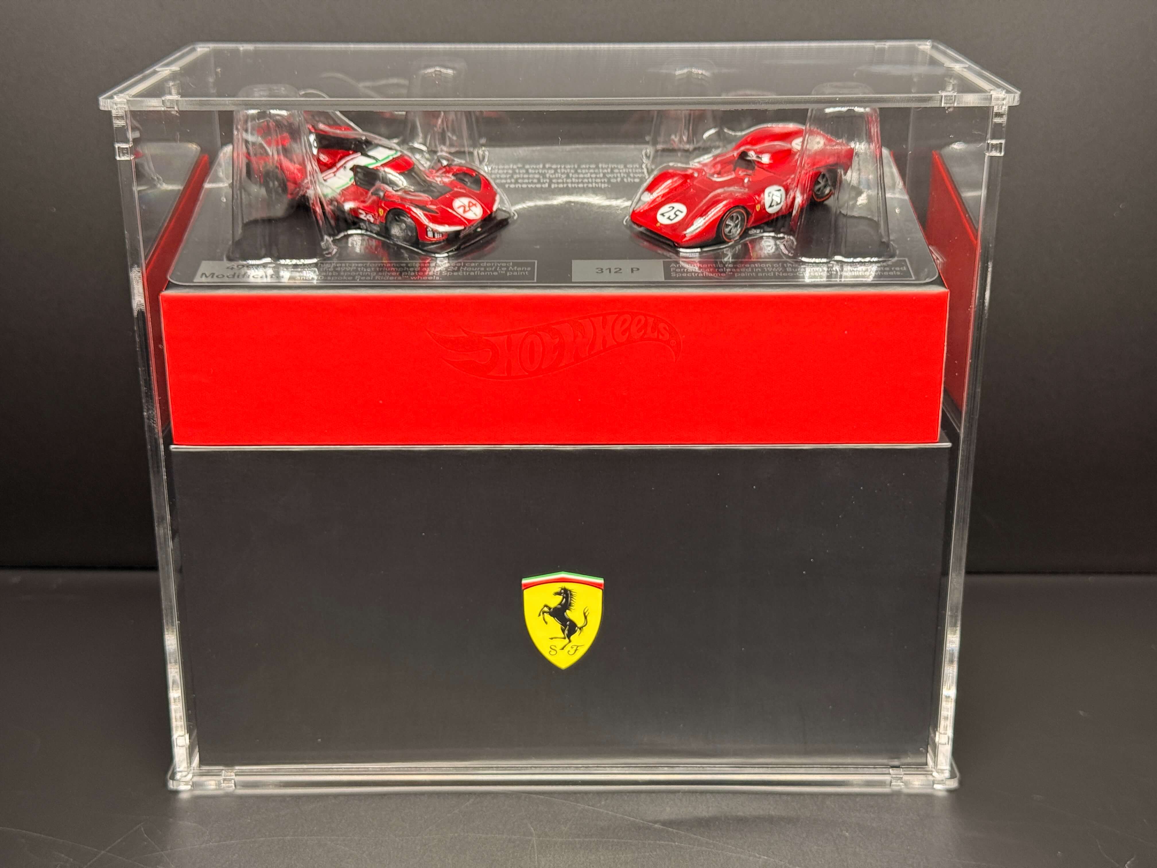 Ferrari コレクションケース入り Hot Wheels x Ferrari Heritage Set Display Case | Premium Acrylic